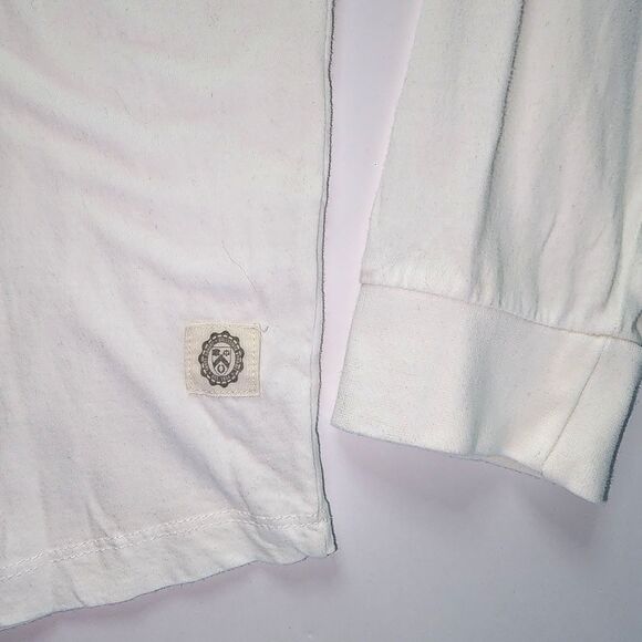 Three Square Arkansas Razorbacks White & Red Long Sleeve T-Shirt Size M - Picture 5 of 6